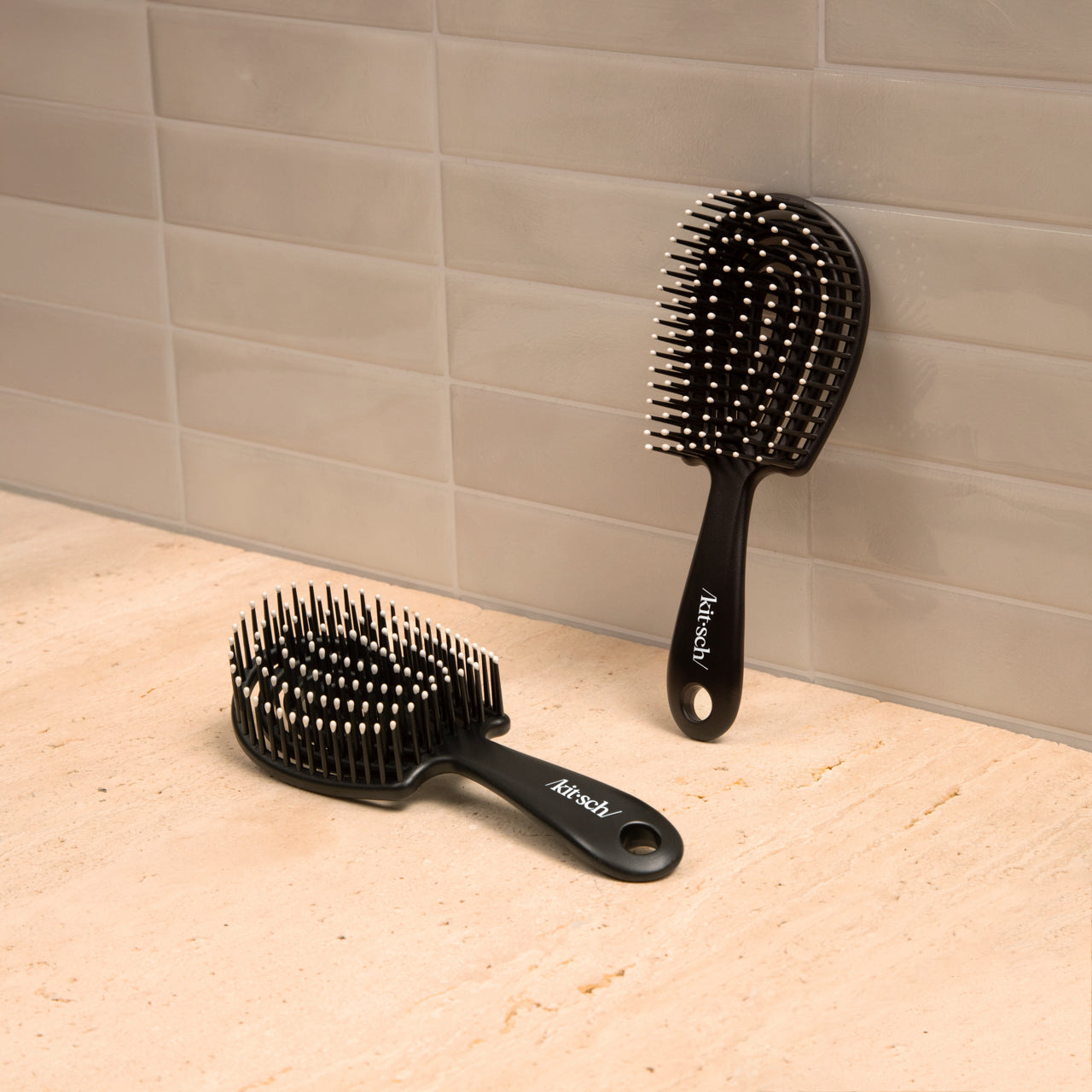 Black Detangling Flexi Brush - Mini - Image 2